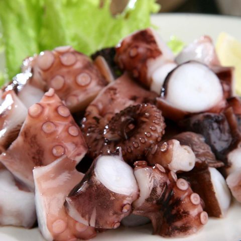 18-boiled-cut-octopus